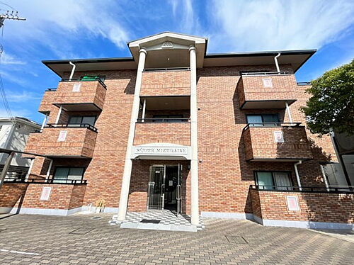 大阪府堺市中区深井水池町 3階建 築28年9ヶ月