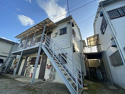 神奈川県横浜市鶴見区栄町通４丁目 2階建