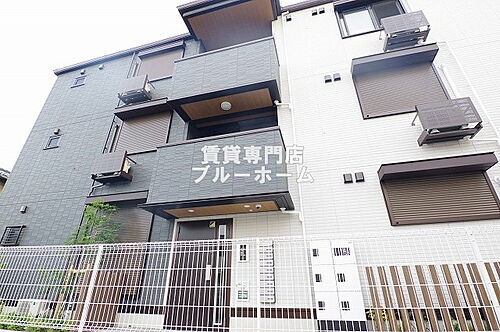 大阪府堺市北区黒土町  3階建