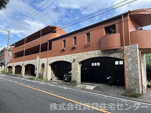 和歌山県和歌山市鳴神 賃貸マンション