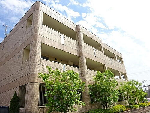 大阪府泉大津市曽根町２丁目 築11年4ヶ月 3階建