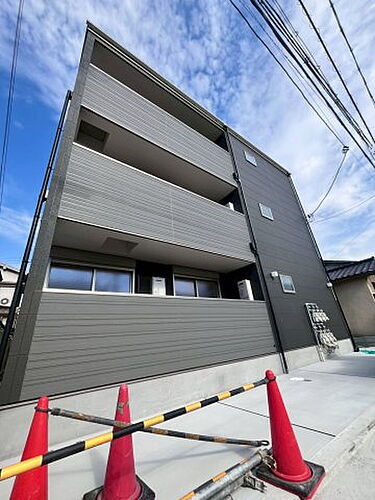 大阪府松原市上田２丁目 3階建 