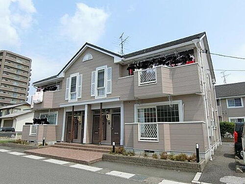 岐阜県不破郡垂井町東神田３丁目 2階建