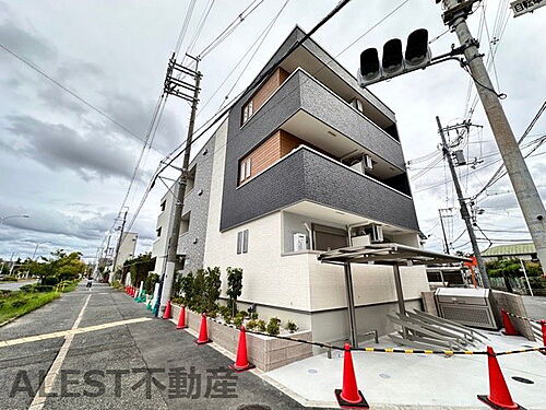 大阪府堺市西区上野芝町４丁 賃貸アパート