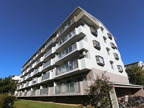 大阪府和泉市鶴山台３丁目 賃貸マンション