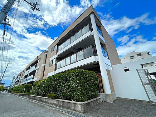 大阪府藤井寺市道明寺６丁目 築32年9ヶ月 3階建