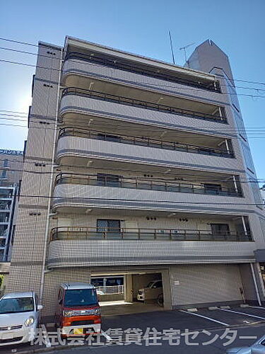 和歌山県和歌山市黒田１丁目 賃貸マンション