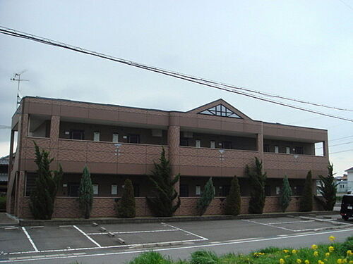 兵庫県小野市黒川町 2階建 築23年