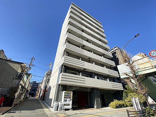 アドバンス三宮ウイングロード 10階建