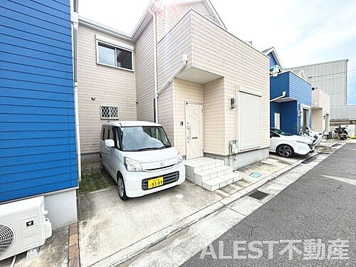 大阪府泉大津市板原町３丁目 築7年9ヶ月 2階建
