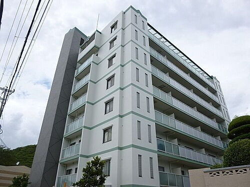 アルタイル中上 地上7階地下1階建