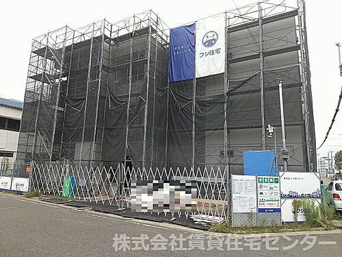 和歌山県和歌山市北新金屋丁  3階建