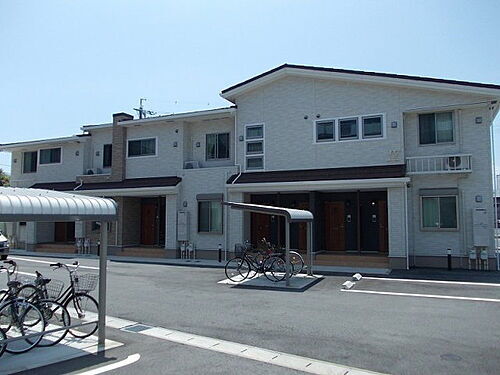 三重県津市上浜町３丁目 賃貸アパート