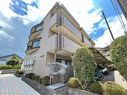 大阪府富田林市廿山１丁目 3階建 築28年10ヶ月