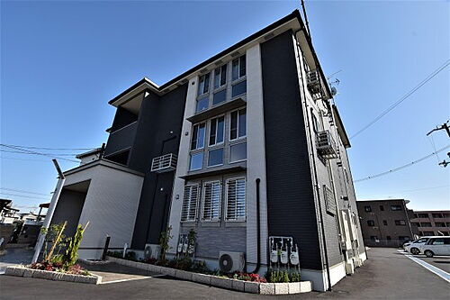 大阪府藤井寺市野中５丁目 築5年3ヶ月 3階建