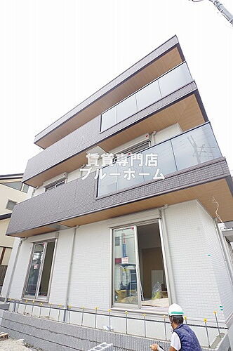 大阪府堺市北区中百舌鳥町６丁 3階建 築1年3ヶ月