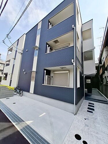 兵庫県尼崎市東本町３丁目 賃貸アパート