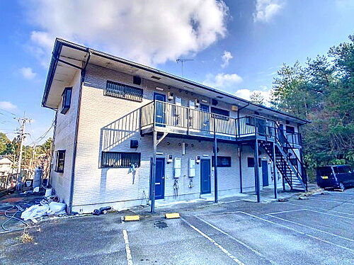 小坂ハイツ 2階建