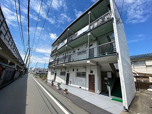 大阪府堺市西区鳳中町９丁 3階建