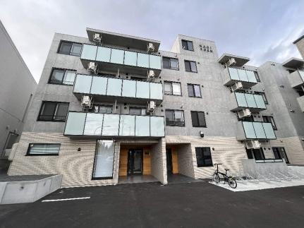 北海道札幌市中央区北十三条西１５丁目 賃貸マンション