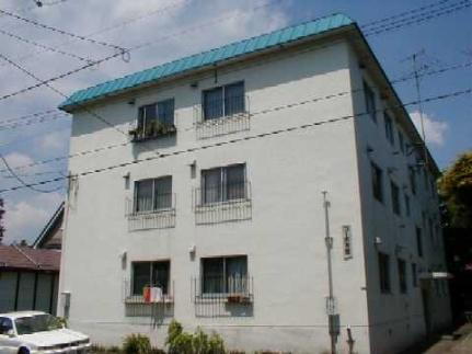 コーポ有岡 3階建