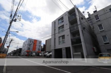 北海道札幌市豊平区月寒東一条４丁目 4階建 築13年6ヶ月
