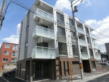 北海道札幌市中央区南十二条西１７丁目 賃貸マンション