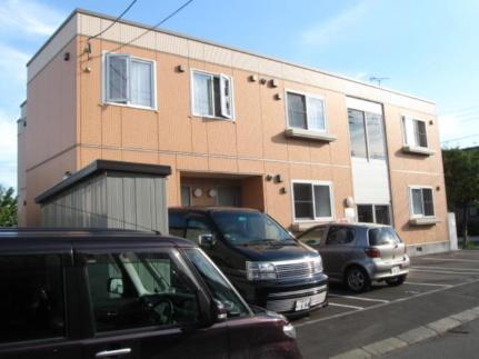 北海道札幌市白石区菊水元町四条２丁目 2階建 築20年