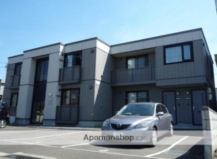 北海道札幌市東区本町二条２丁目 2階建