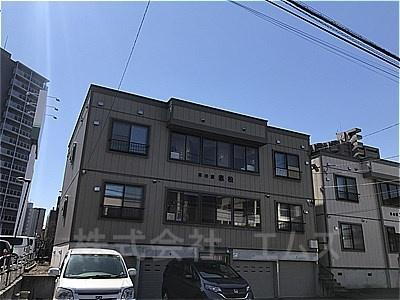北海道札幌市豊平区美園三条２丁目 賃貸アパート
