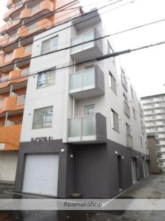 北海道札幌市中央区南八条西１丁目 4階建