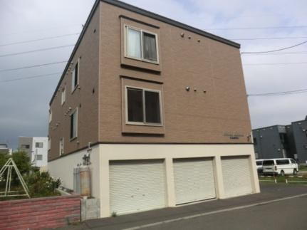 北海道札幌市白石区北郷七条３丁目 賃貸アパート