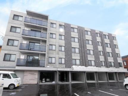 北海道札幌市中央区南十八条西１３丁目 賃貸マンション