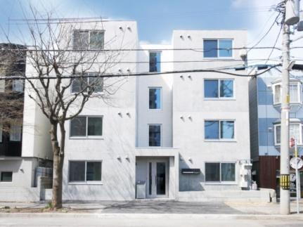 Ｌｏｕｉｓ　Ｉ 4階建