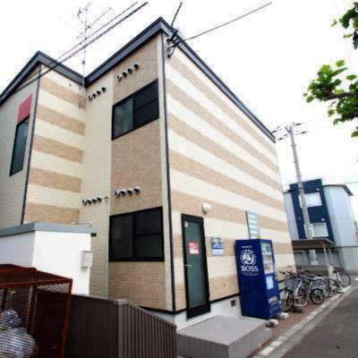 レオパレスソレーユＩ 2階建