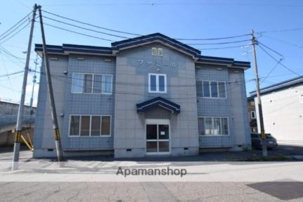 ファミールＡ