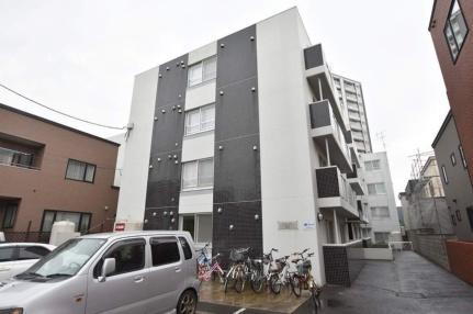 北海道札幌市西区八軒三条西１丁目 賃貸マンション