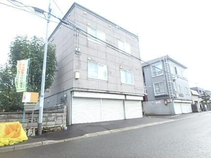 北海道札幌市白石区北郷一条３丁目 賃貸アパート