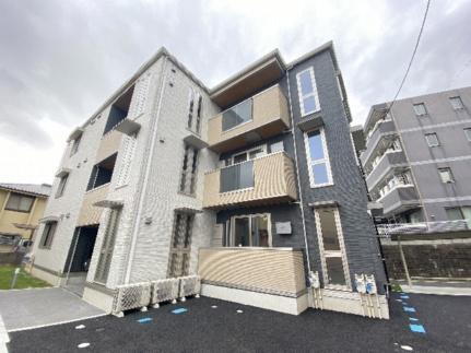ＤーＲＯＯＭ二軒茶屋Ｔ？Ｔ 3階建