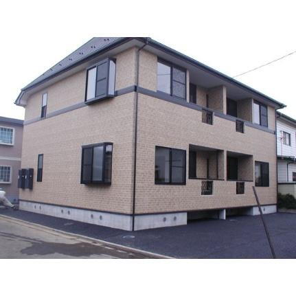 宮城県仙台市若林区南小泉４丁目 2階建