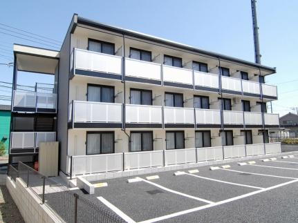 レオパレスメゾン八瀬 3階建