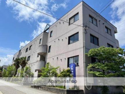 富山県黒部市前沢 3階建 築30年5ヶ月