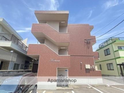 フォンティーン 3階建