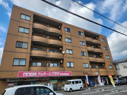 アウスピオーリ 5階建