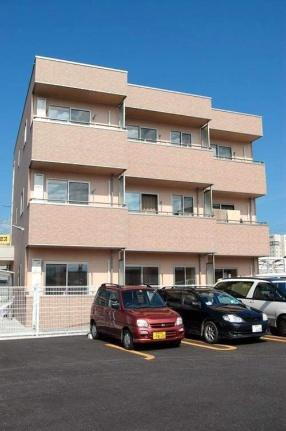 イーグル東口マンション 3階建