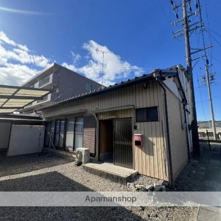 岐阜県土岐市土岐津町高山 平屋建て