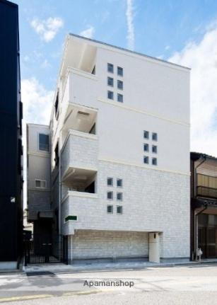 愛知県名古屋市昭和区川名本町４丁目 3階建 築12年11ヶ月