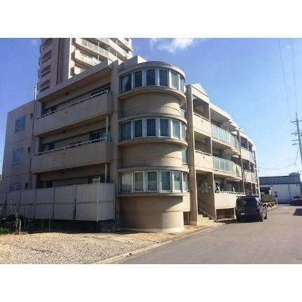 三重県四日市市新正２丁目 賃貸マンション