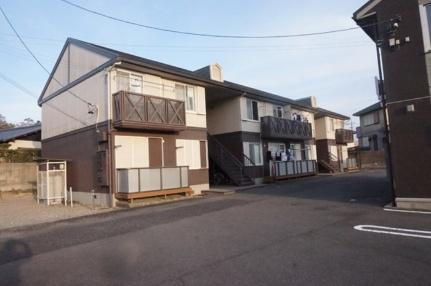 三重県四日市市東坂部町 賃貸アパート