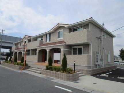 三重県三重郡川越町大字南福崎 賃貸アパート